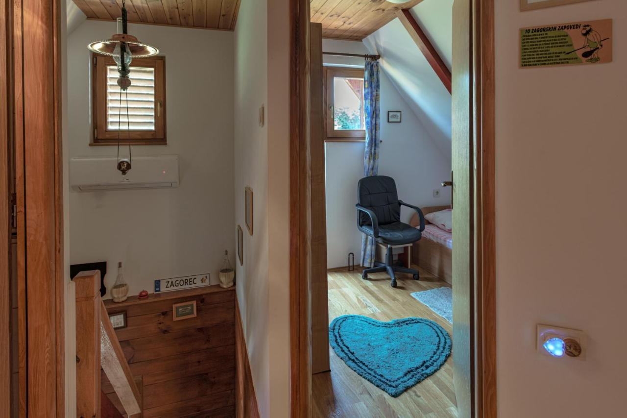 Villa Kuca Za Odmor Rukova Hiza à Donja Stubica Extérieur photo